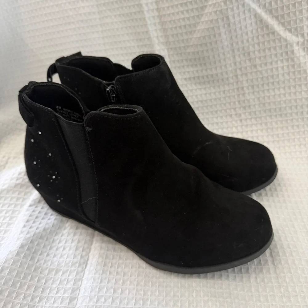 Olive & Edie nine west